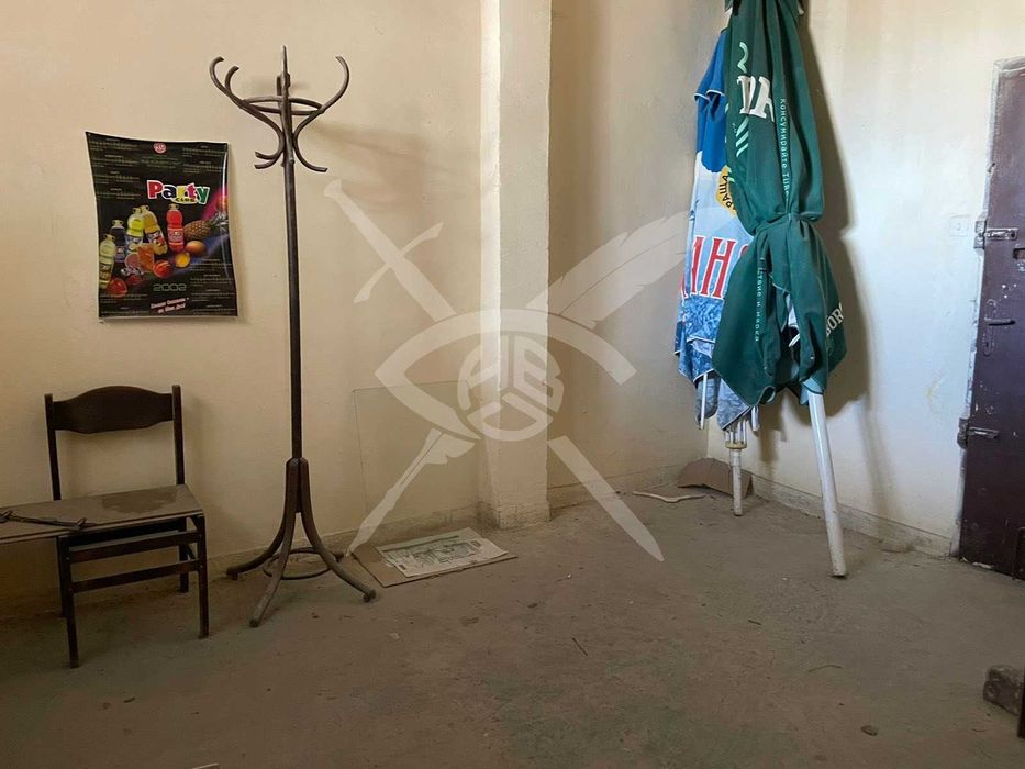 Продава се Магазин в Първомай - 85 кв.м за 1000 €/кв.м - Снимка #3