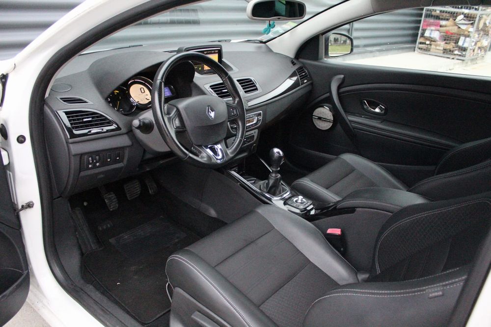 Renault Megane CUPE Bose