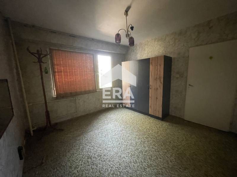 Дава се под наем Двустаен апартамент в Русе, Родина 2 - 65 кв.м за 137.7 € - Снимка #5