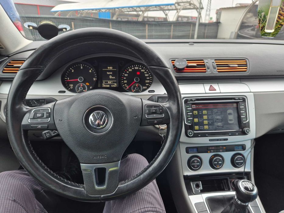 De vanzare vw passat b6