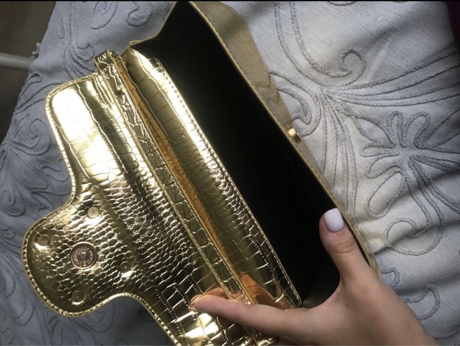 Продам клатч сумку