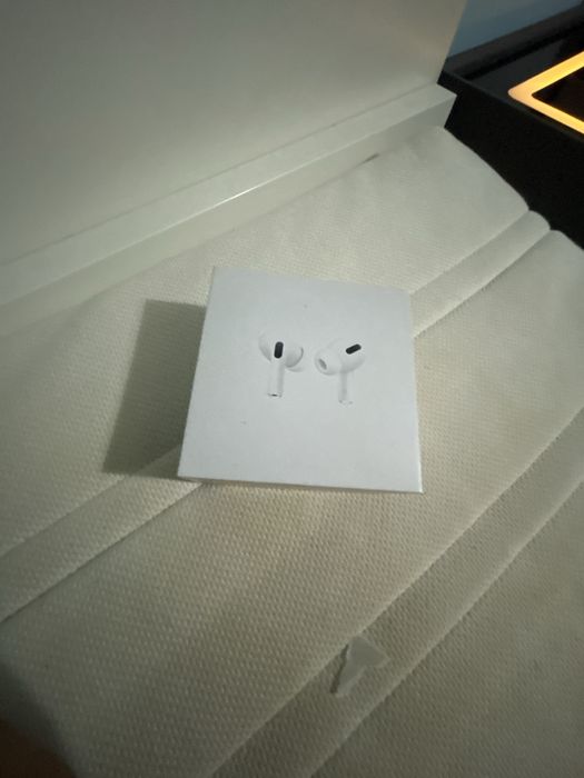 Air pods pro продавам