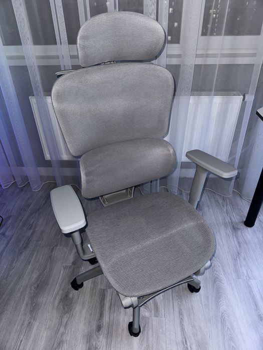 Новый стул (есть упаковка)