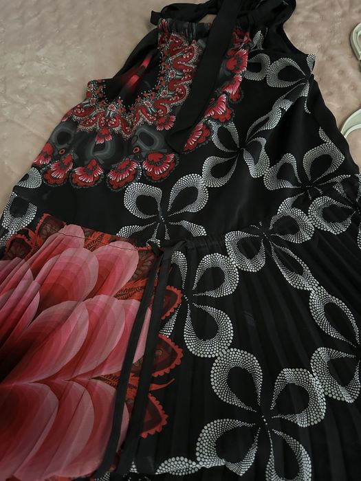 Продам платье Desiqual