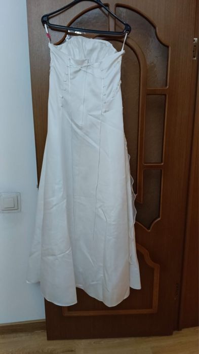 Продаются платья