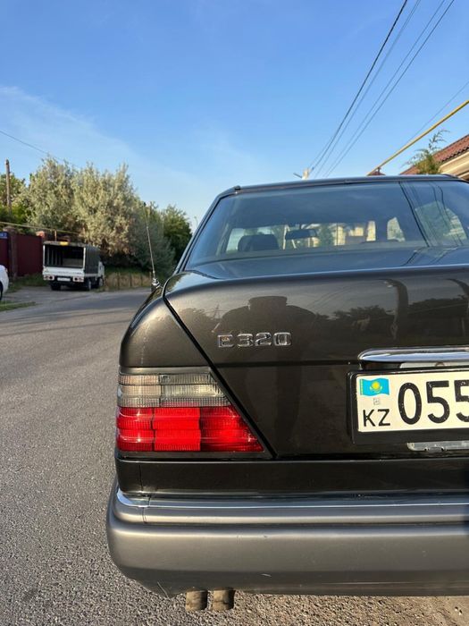 Мерседес 124 3.2плита