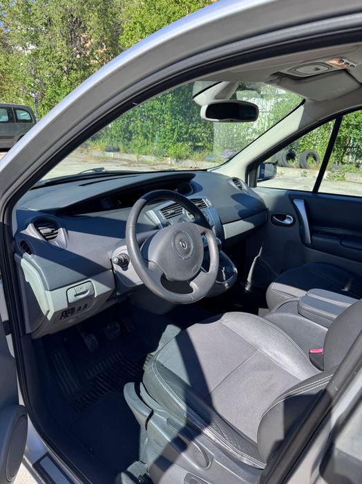 Renault Scenic  2008 год