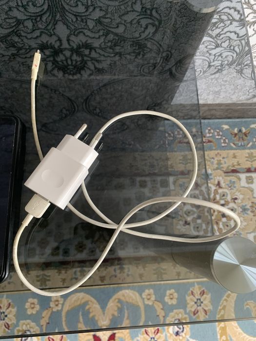 Продам телефон Huawei