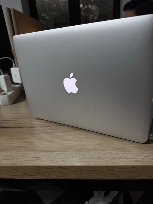 MacBook Air (13-inch, Mid 2012)