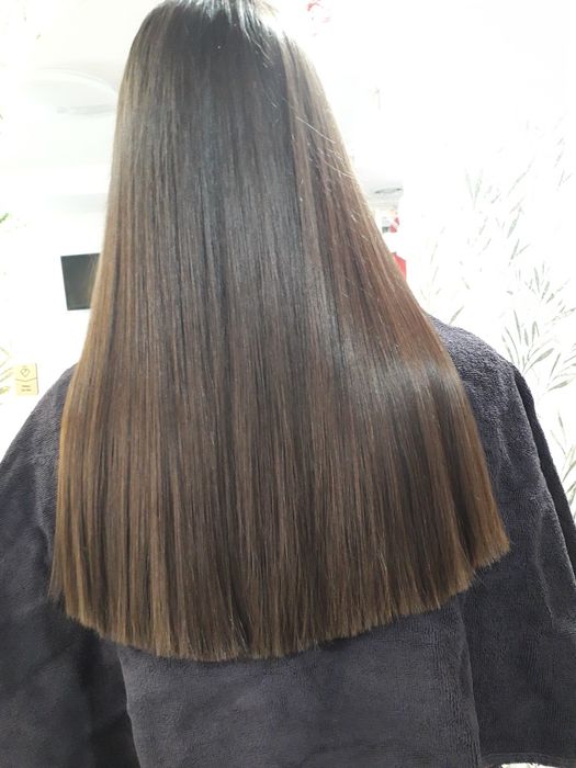 Caut modele la tuns,decolorat total sau coafat special