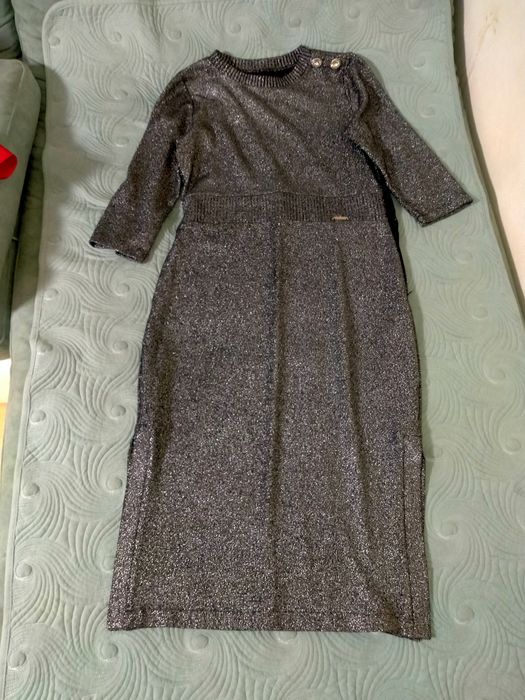 Продам          платья