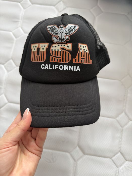 Винтажная ретро одежда в стиле 90-х