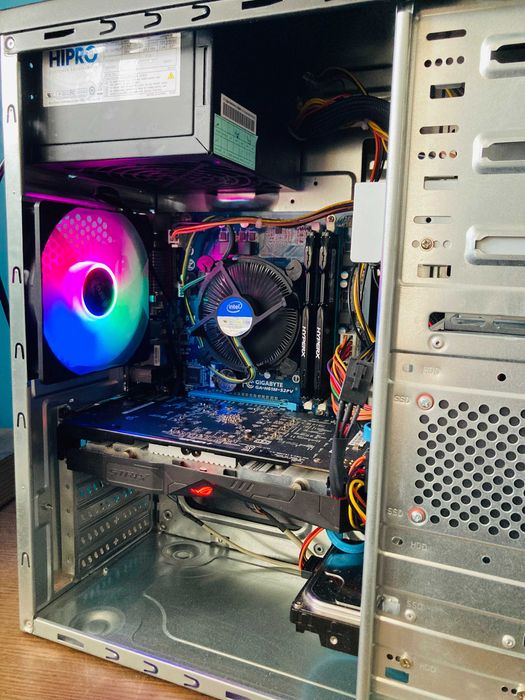 Геймърски Intel I5 3550,RX 570 4GB,16GB RAM,128 SSD+500 HDD