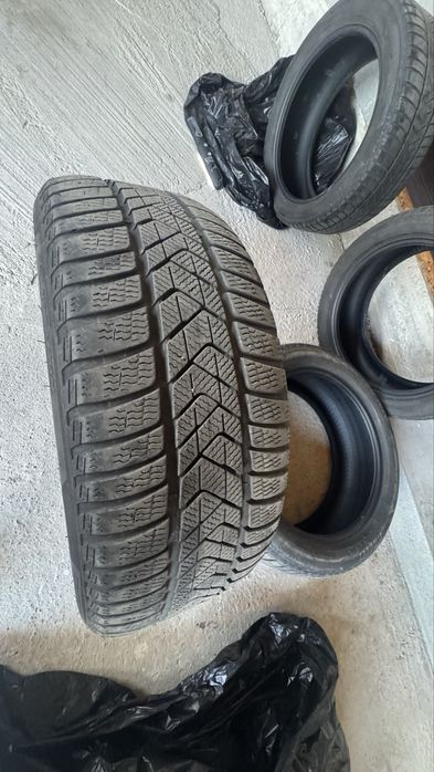 зимни гуми 245/45/18