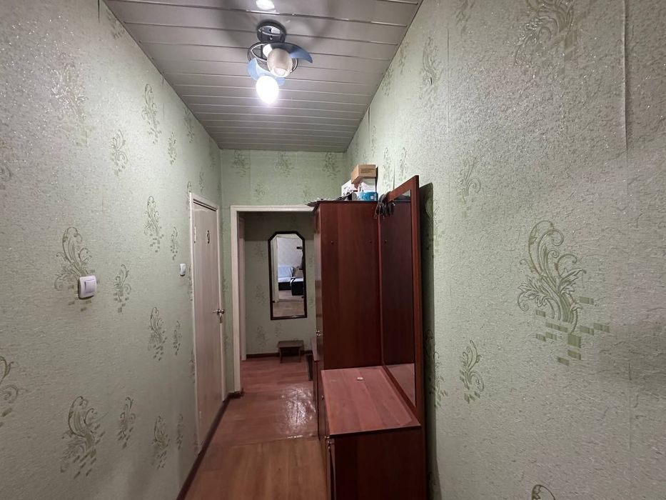 Продаётся 2-комн квартира. р-н Янгихает, Дустлик -1. Срочно