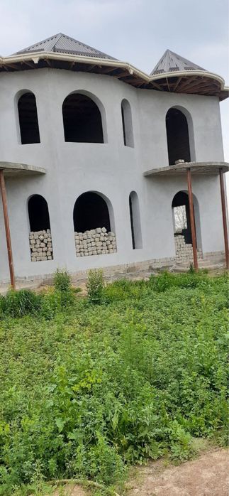 Продаётся дом в хорошем районе