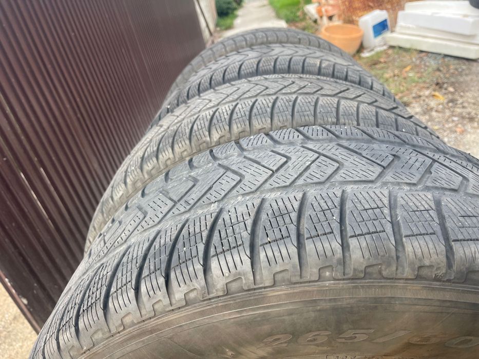 Cauciucuri de iarnă M/S 265/60/18 Pirelli dot 2021