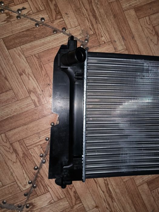 Радиатор основной