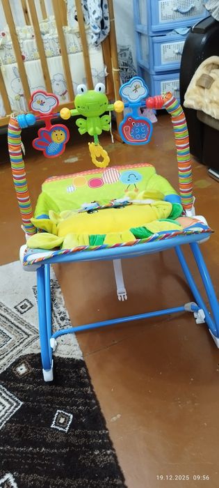 Продам детский шезлонг