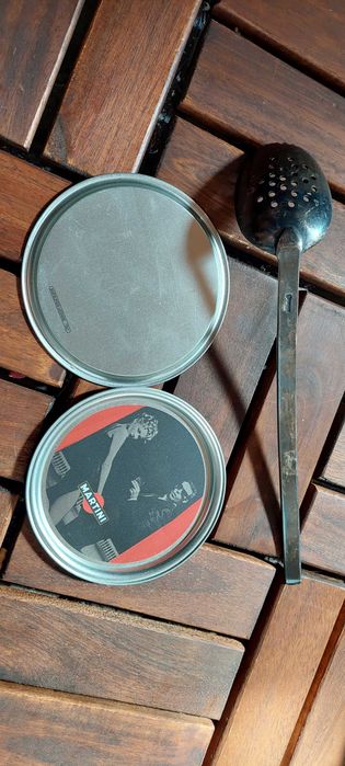 MARTINI  голяма посребрена коктейлна лъжица и брандирани подложки