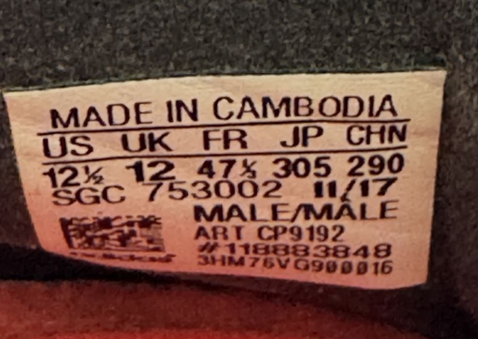 Ghete Adidas cu crampoane noi