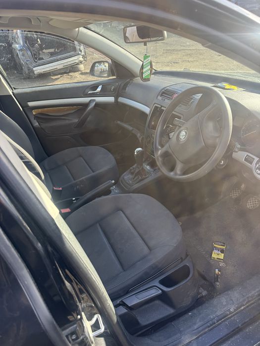 Шкода Октавия 1.6 fsi 115кс На части