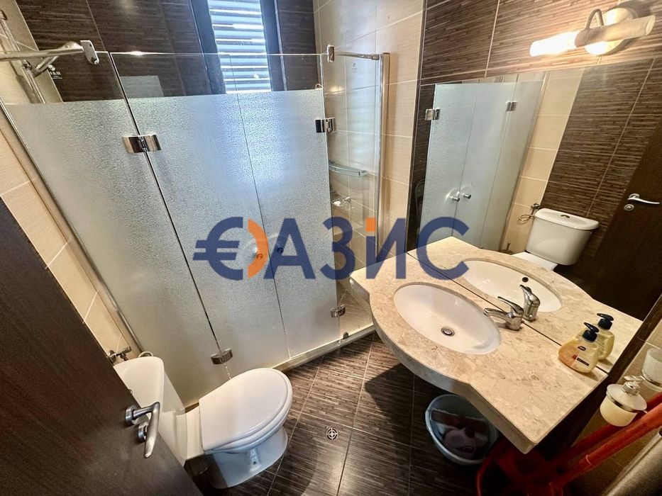 Продава се Тристаен апартамент в к.к. Слънчев бряг - 75 кв.м за 1346 €/кв.м - Снимка #11