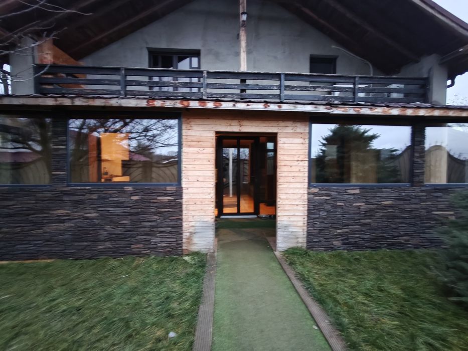 Vilă/Cabană de închiriat cu ciubăr Bacău Gheorghe Doja