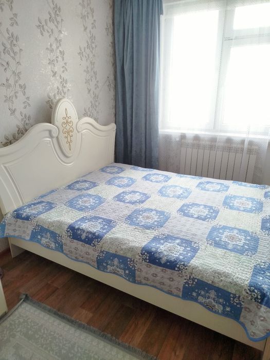 Продается спальный гарнитур