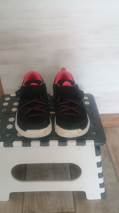 Детски маратонки за момиче