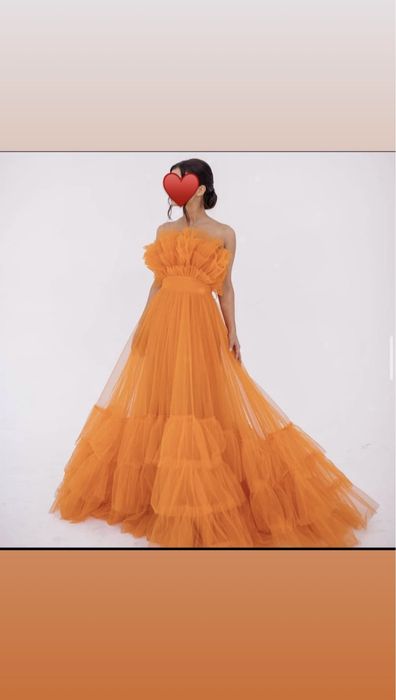 Продам вечернее платье, отлично подойдёт на выпускной вечер