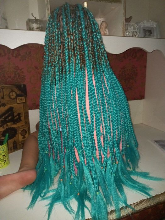 Плету косы детям из ниток и каниколон