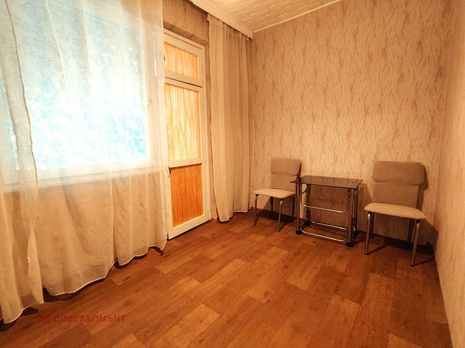 Продава се Тристаен апартамент в Варна, Владислав Варненчик - 72 кв.м за 1020 €/кв.м - Снимка #11