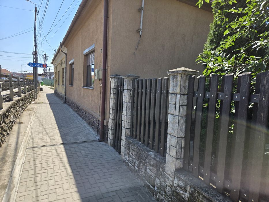 Casă de vânzare în Aleșd