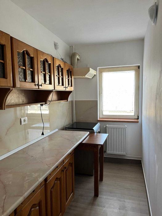 Proprietar vand apartament cu o camera, 43 mp ANL Miloia
