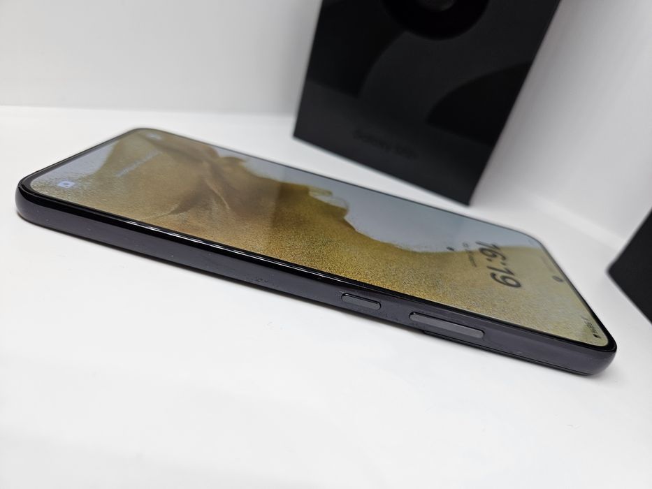 Samsung Galaxy S22+ (Plus) 128Gb/8Ram Black