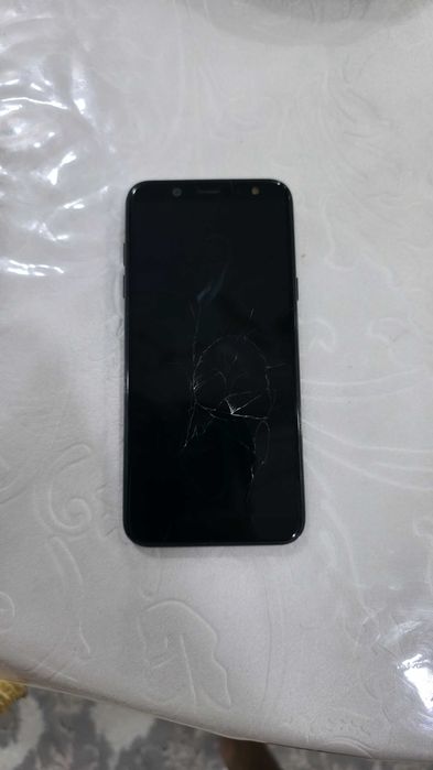 Samsung A6 smartphone
