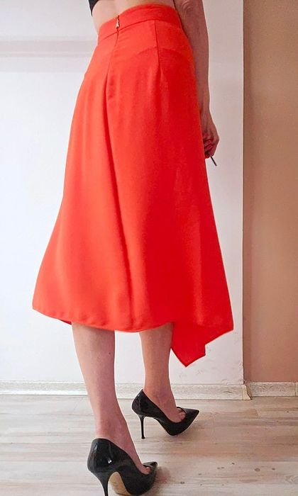 Асиметрична пола Patrizia Pepe, размер 40/S, нова,НАМАЛЕНА!