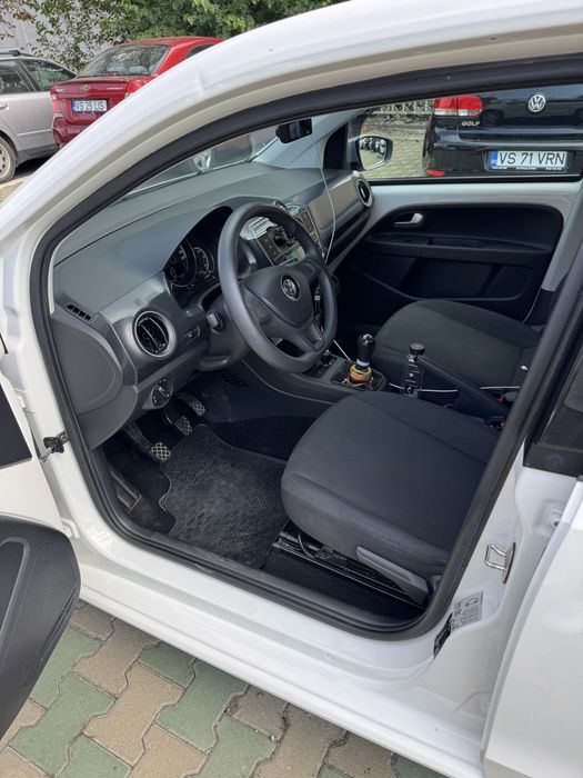 VOLKSWAGEN Up 2019 — imagine 4