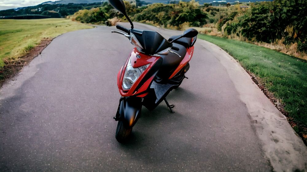 Inchiriez scutere  / rent scooter / scutere de inchiriat fara permis