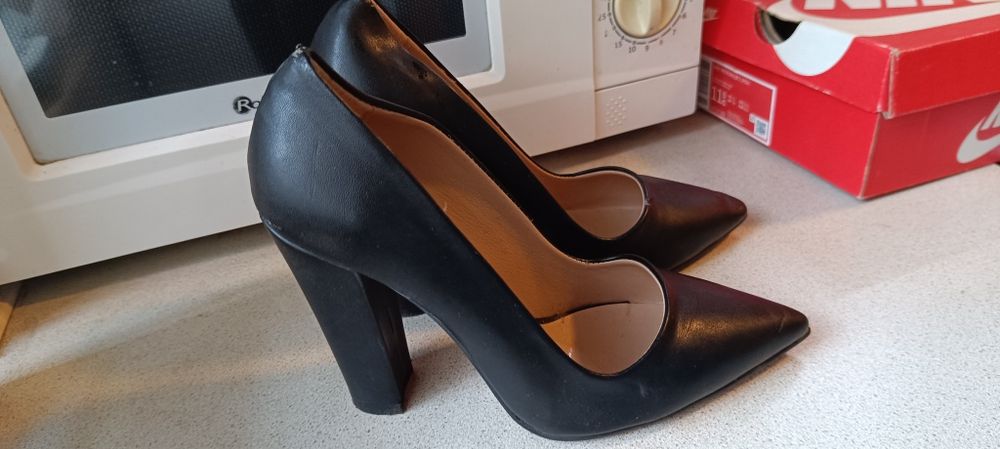 Дамски обувки на ток