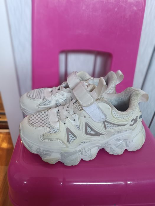 Весенние ботиночки детские