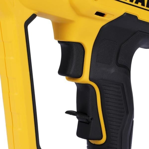 Vand foarfeca electrica DeWALT 20V MAX pentru taiat crengi, noua, sigilata.