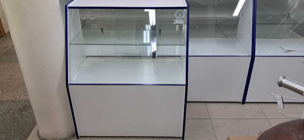 витрины торговые