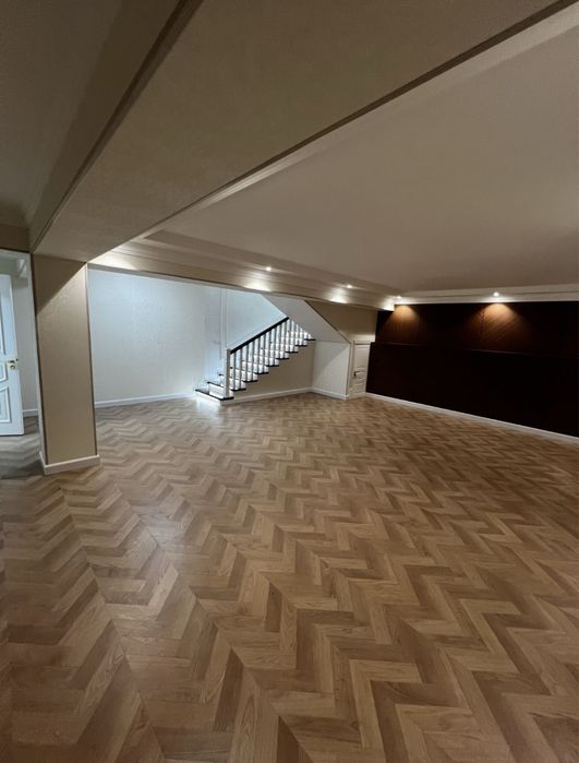 В элитной махалле хайтек участок стил нео классик рядом с линии метро