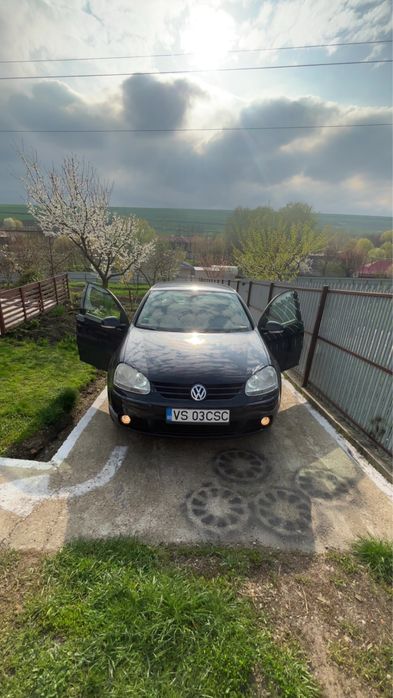 Se vinde golf 5