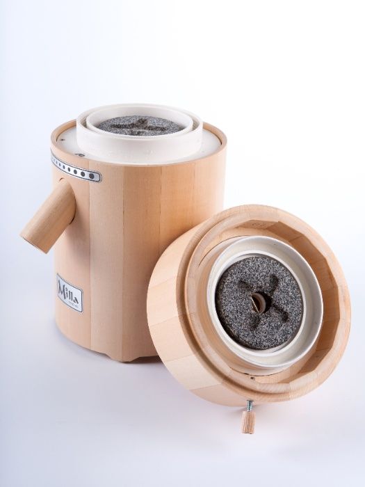 Мелница за брашно, каменна, домашна