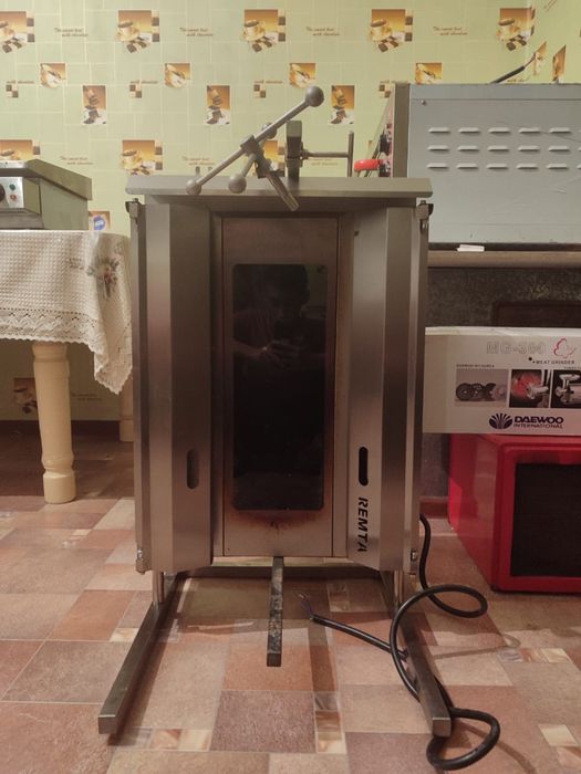 Фас фудтың заттары сатылады