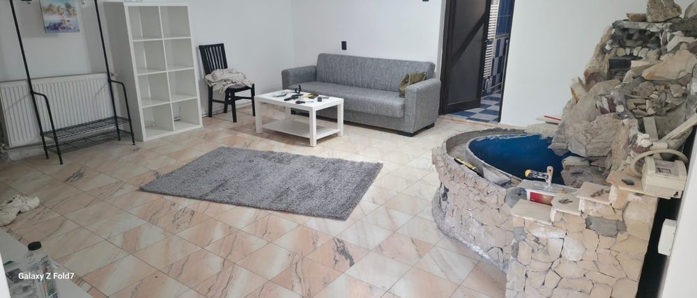 Închiriez apartament 3 camere , situat in Cartierul București noi, langa metrou bazilescu , 2 minute de piata 16 Februarie .
