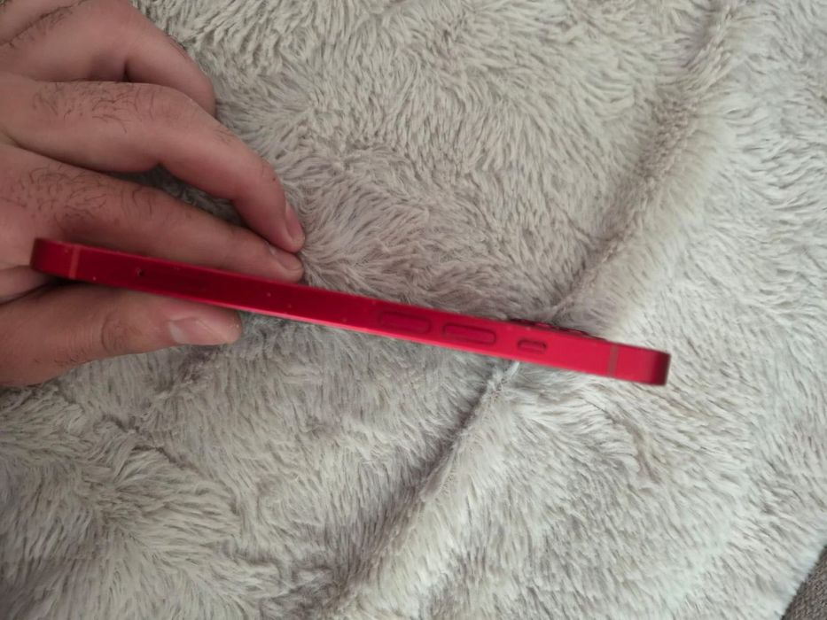 Vand Iphone 13 In stare perfectă de funcționare